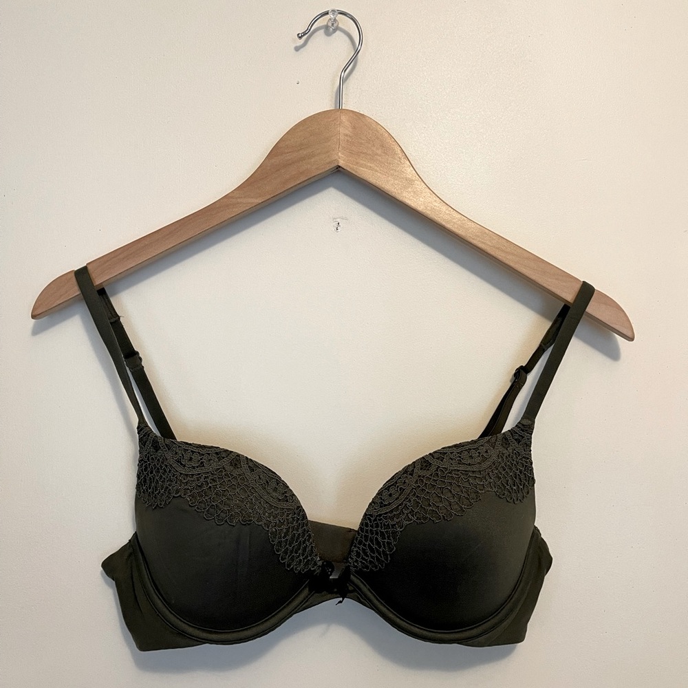 Victoria’s Secret Army Green Push Up Bra 34C